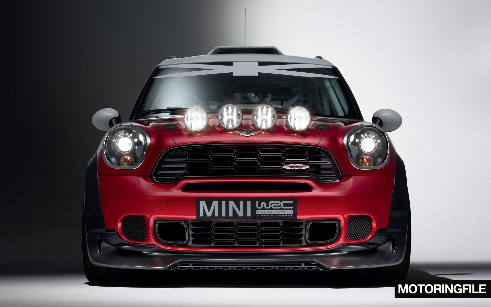 Mini Cooper Countryman: photos, review, specifications, equipment and reviews of owners 41 Mini Cooper Countryman: photos, review, specifications, equipment and reviews of owners 2