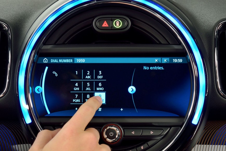 MINI's New Touchscreen Navigation is a Huge Upgrade MotoringFile