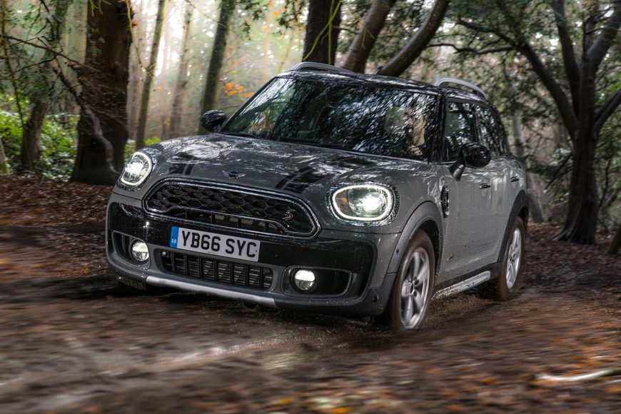 Exclusive: A Look Inside the 2017 MINI Countryman - MotoringFile