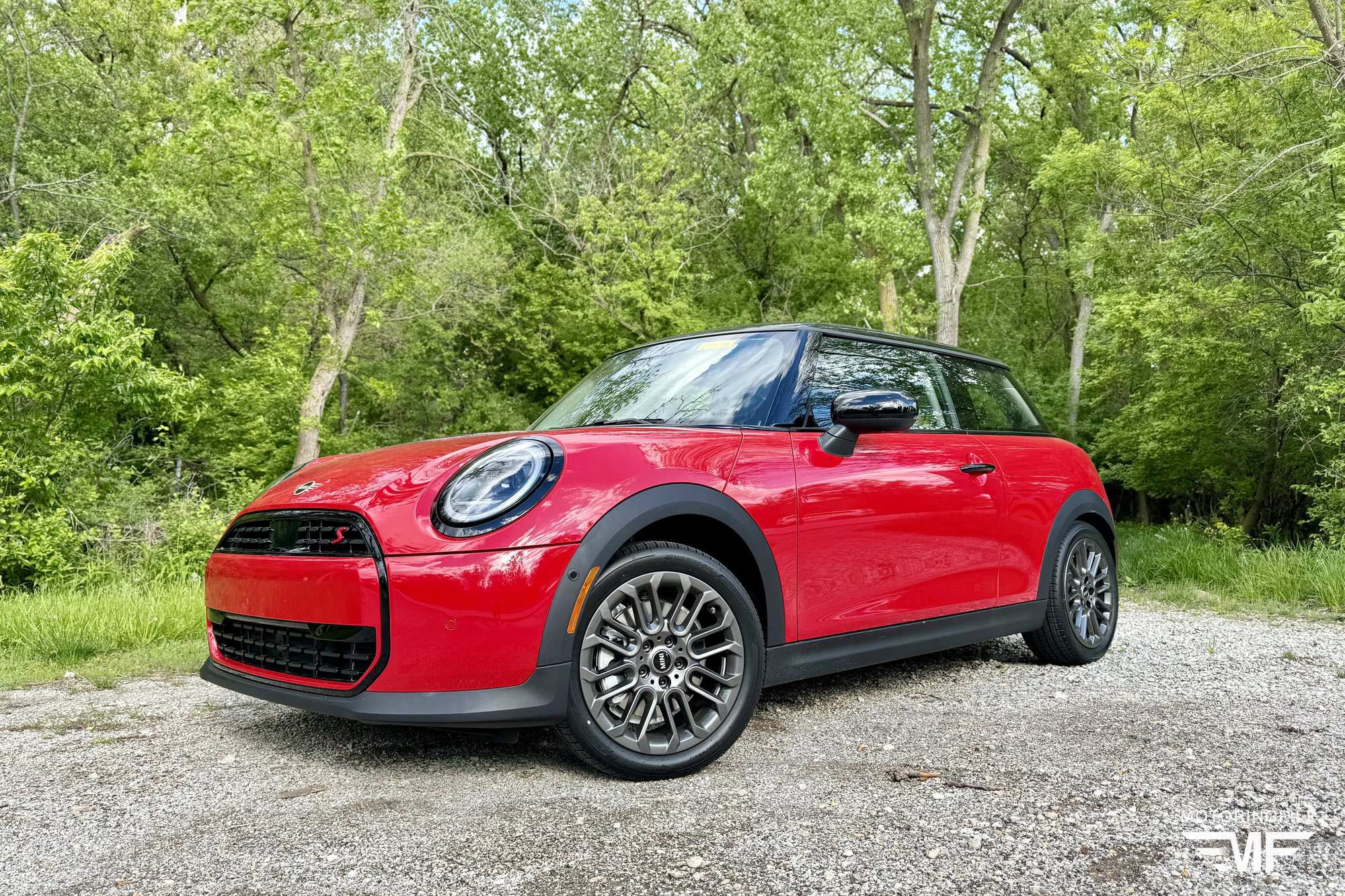 ミニカー TINY Mini Cooper Red Amazon.com: KINSMART Mini Cooper S 5inch 1:28 Scale Die Cast